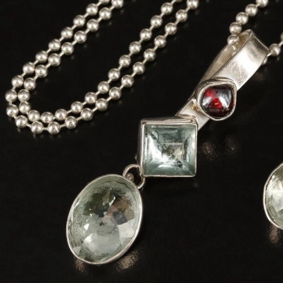 Lilly Barrack Jewelry Lilly Barrack Quartz Gemstones Pendant